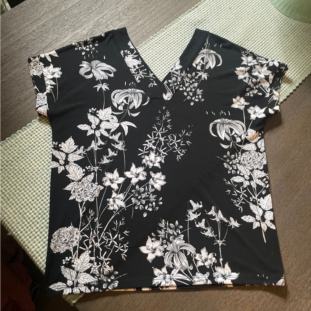 Banana Republic V-Neck Top